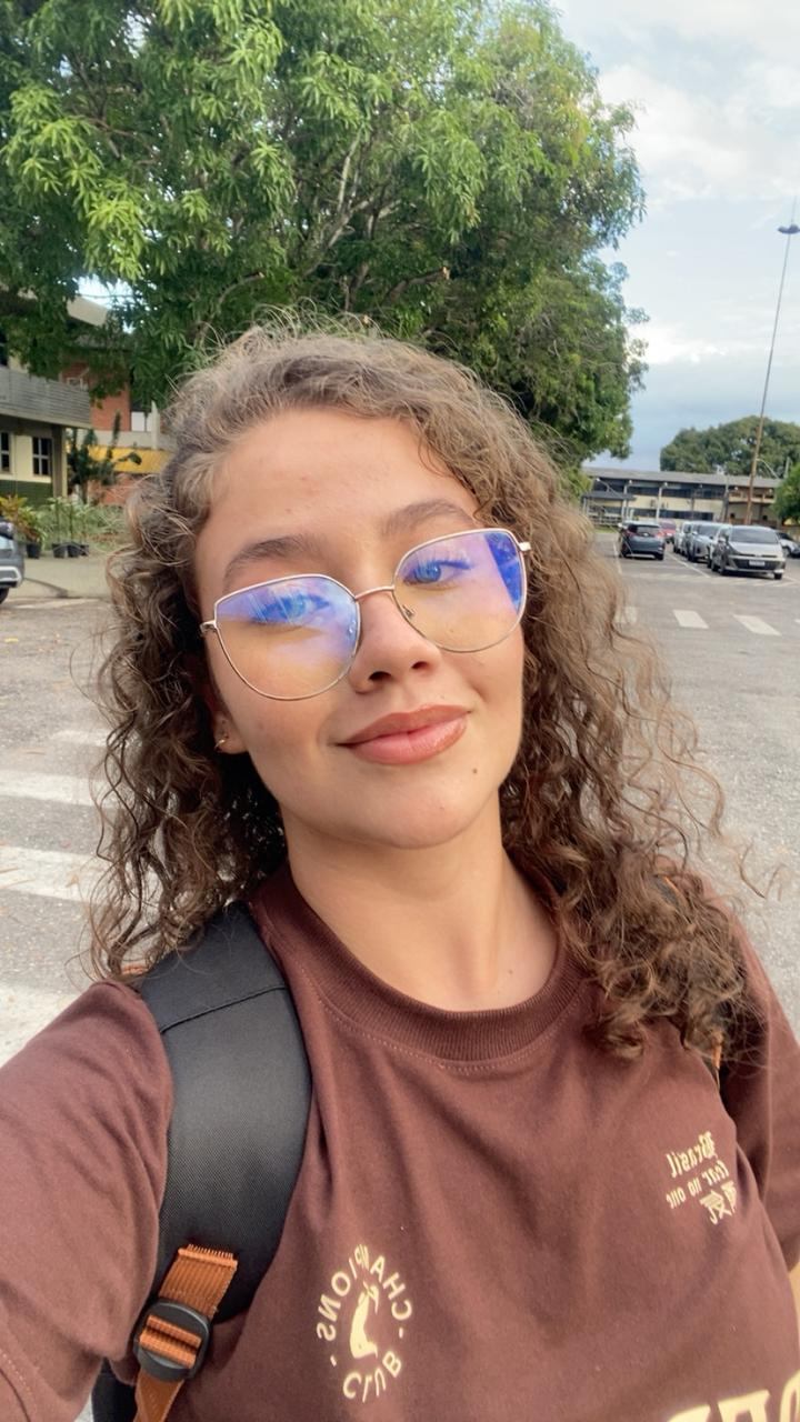Rebeca Galeno 